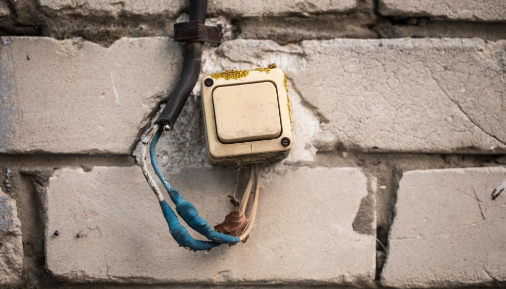 The Terrifying Reason Your Electricity Could Start the Next Great Fire